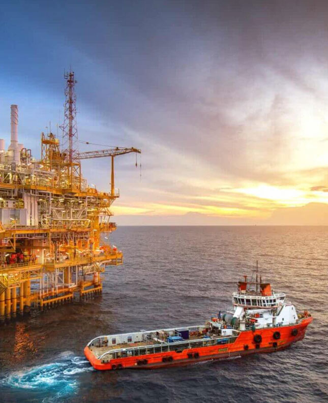 Rig-platform-and-Supply-vessel-in-the-gulf-310159459